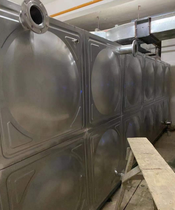 海南藏族日常维护不锈钢水箱的流程是怎样的